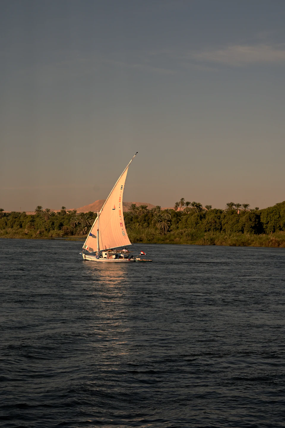Dahabiya Sailing, Aswan to Luxor